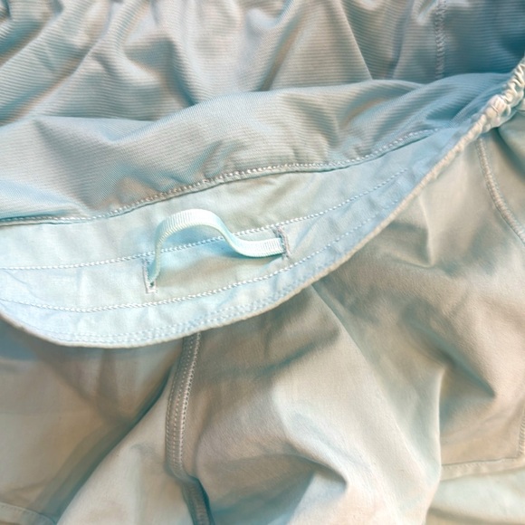 Lululemon short - Picture 2 of 6